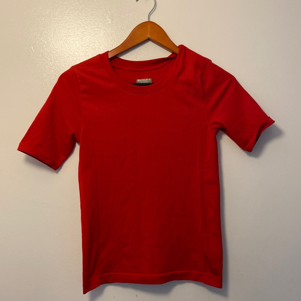 NEW WITHOUT TAGS ATHLETA Fitted Red Ribbed Athletic Tee-Shirt Sz. XS